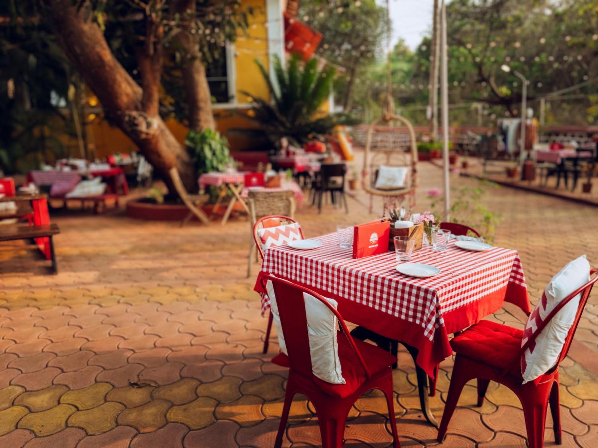 Casa Do Leao A 150 Year Old Portuguese Home Nerul  Exterior foto